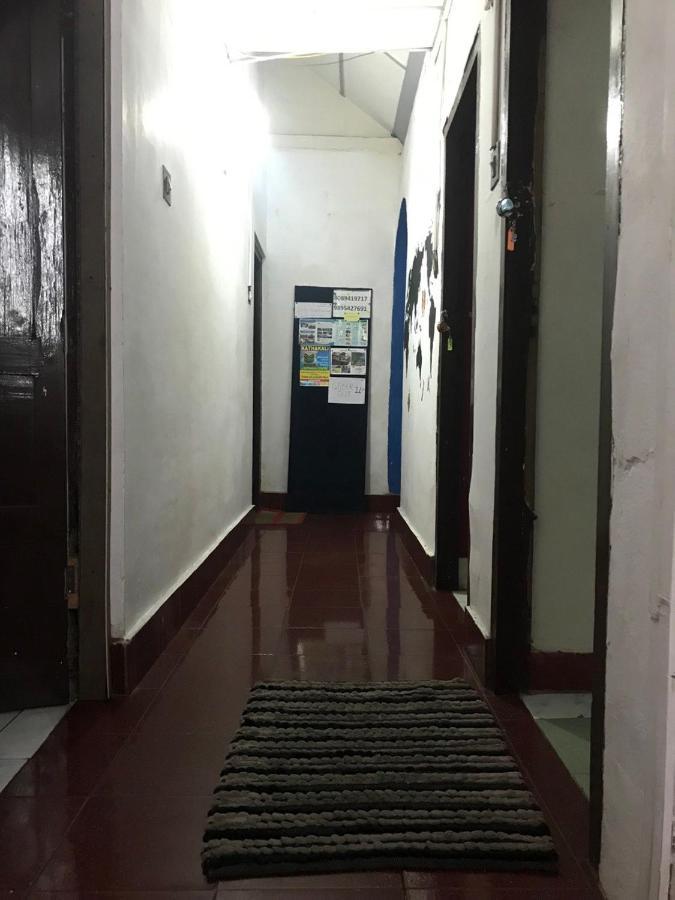 B Hostel Fort Kochi Экстерьер фото