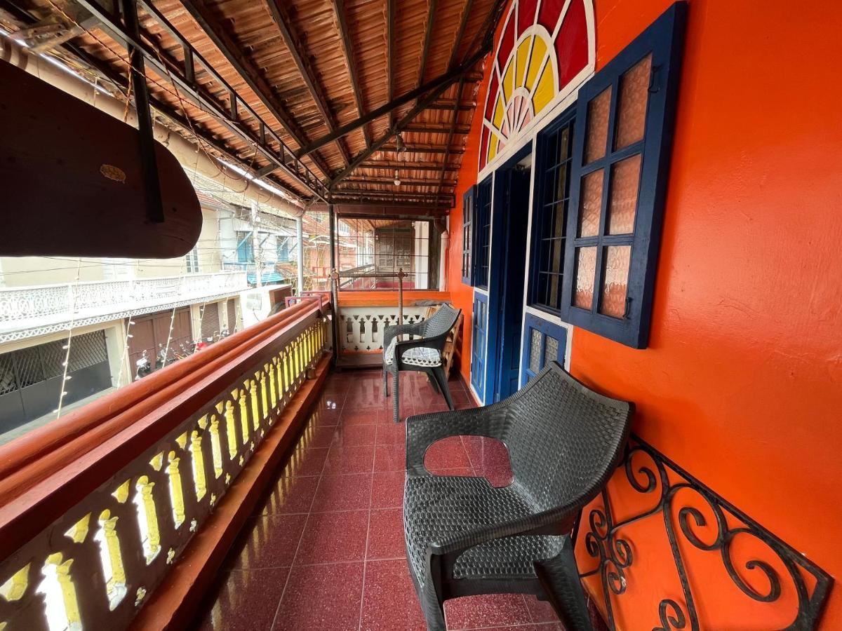 B Hostel Fort Kochi Экстерьер фото