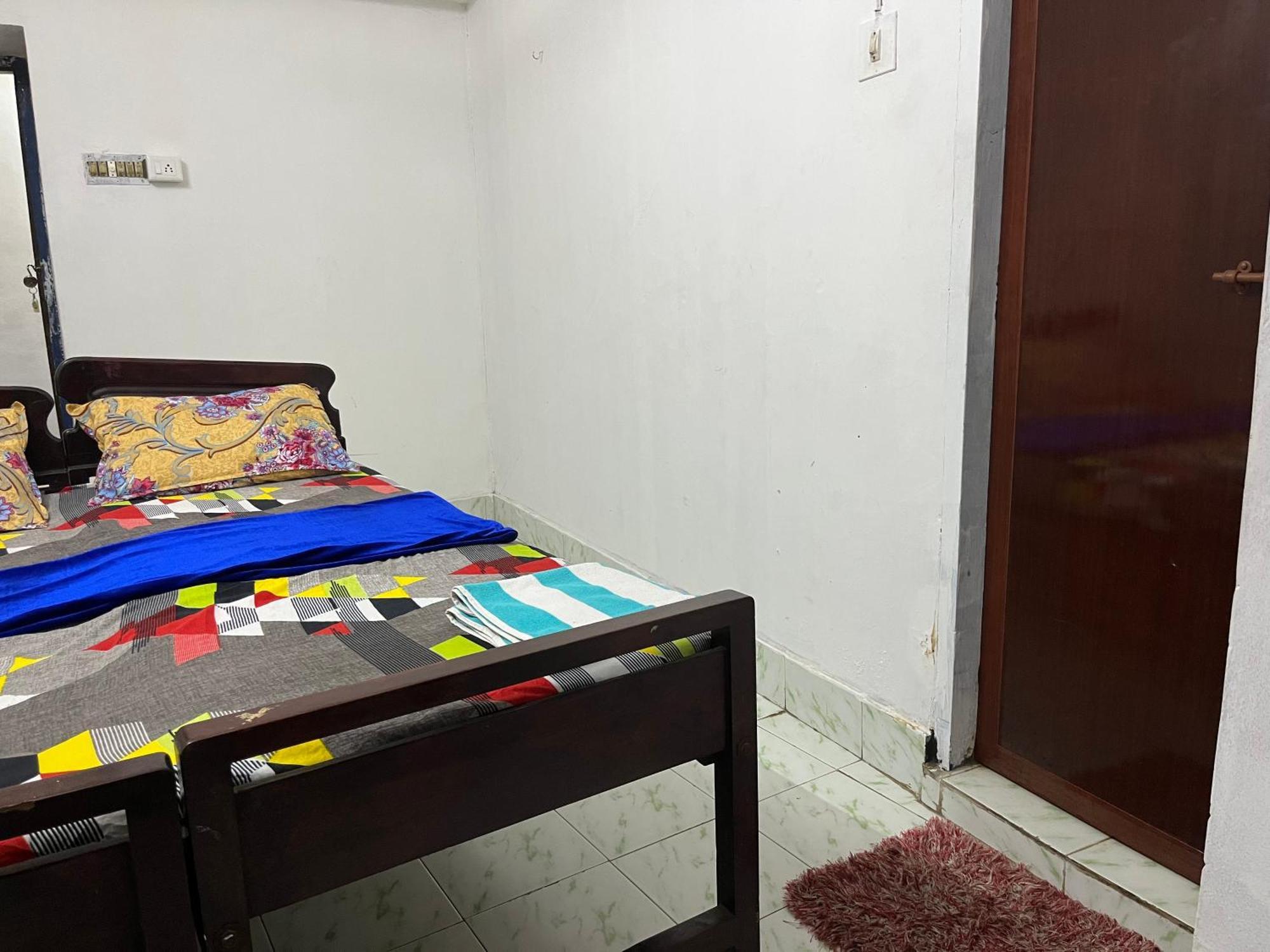 B Hostel Fort Kochi Экстерьер фото